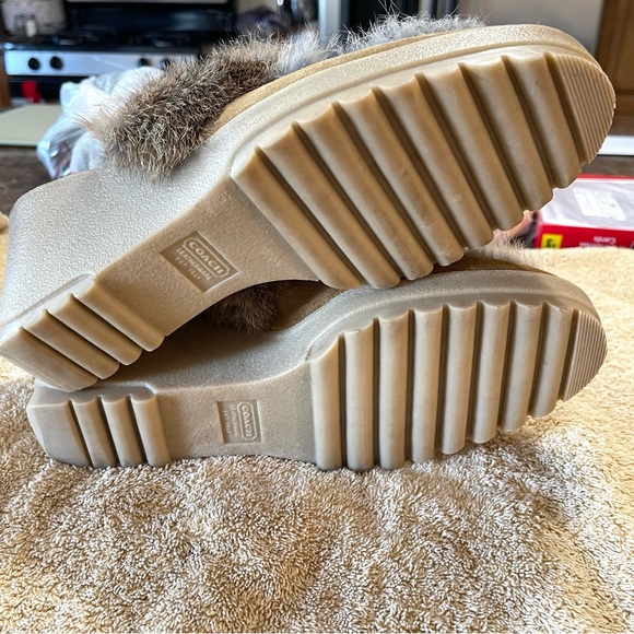 Coach Kaela Suede & Rabbit Wedges Size 11B - Picture 9 of 11